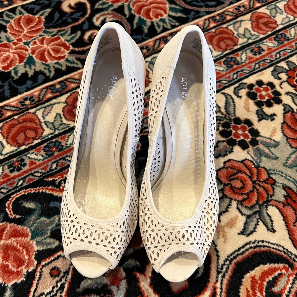 Tan heels!